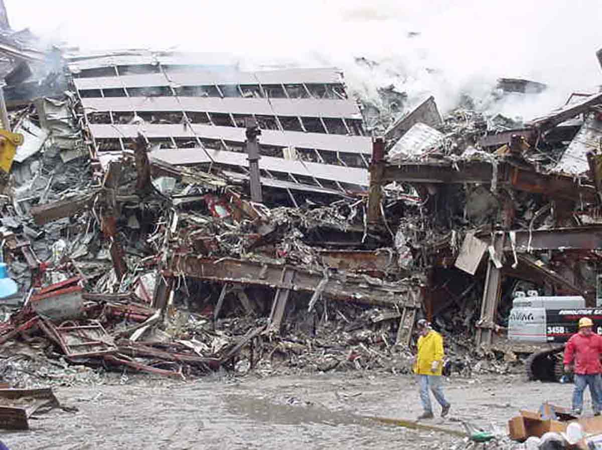 09-Photo-7-WTC-Debris